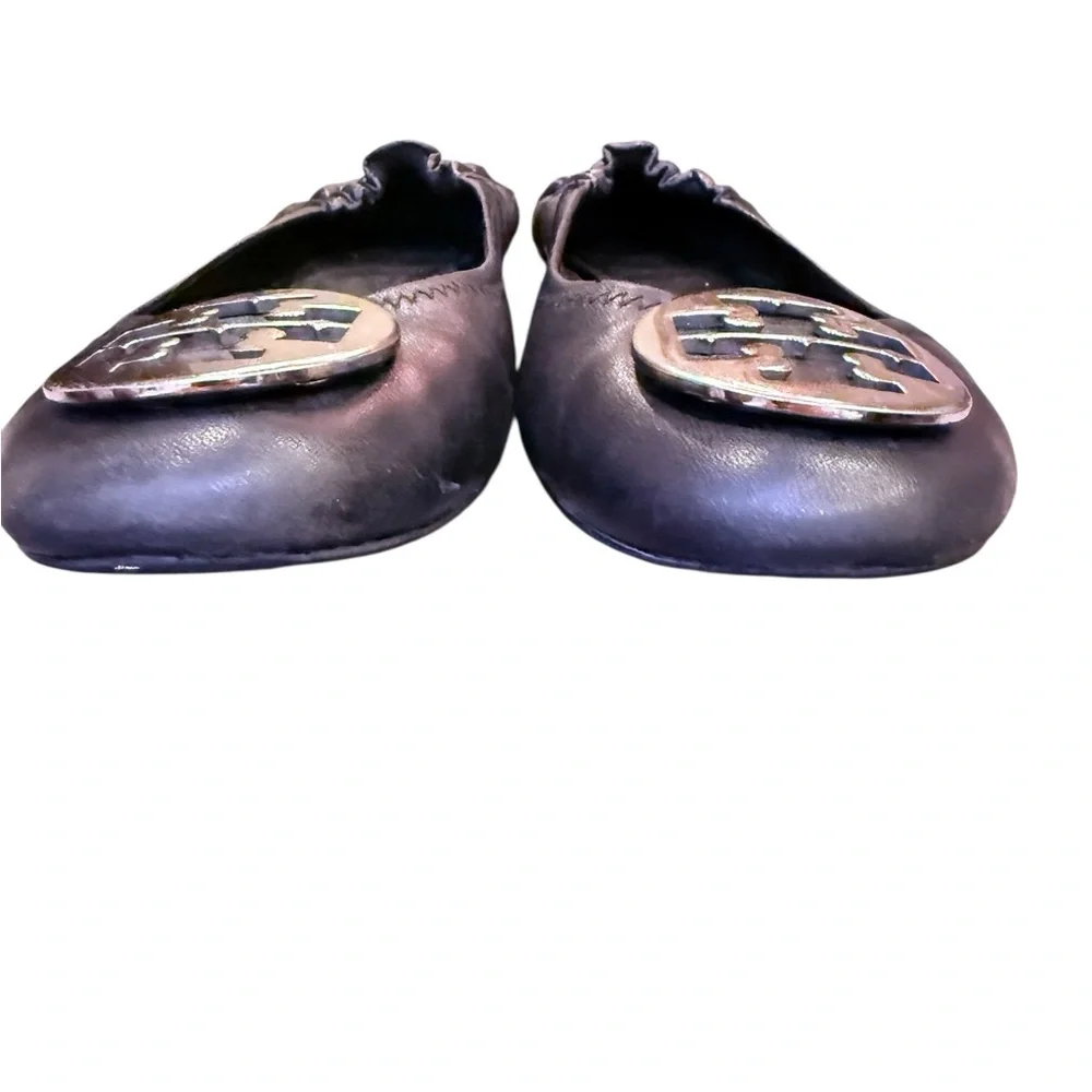 Tory Burch Women’s Black Classic Leather Ballet Flats with Silver Logo Buckle 9